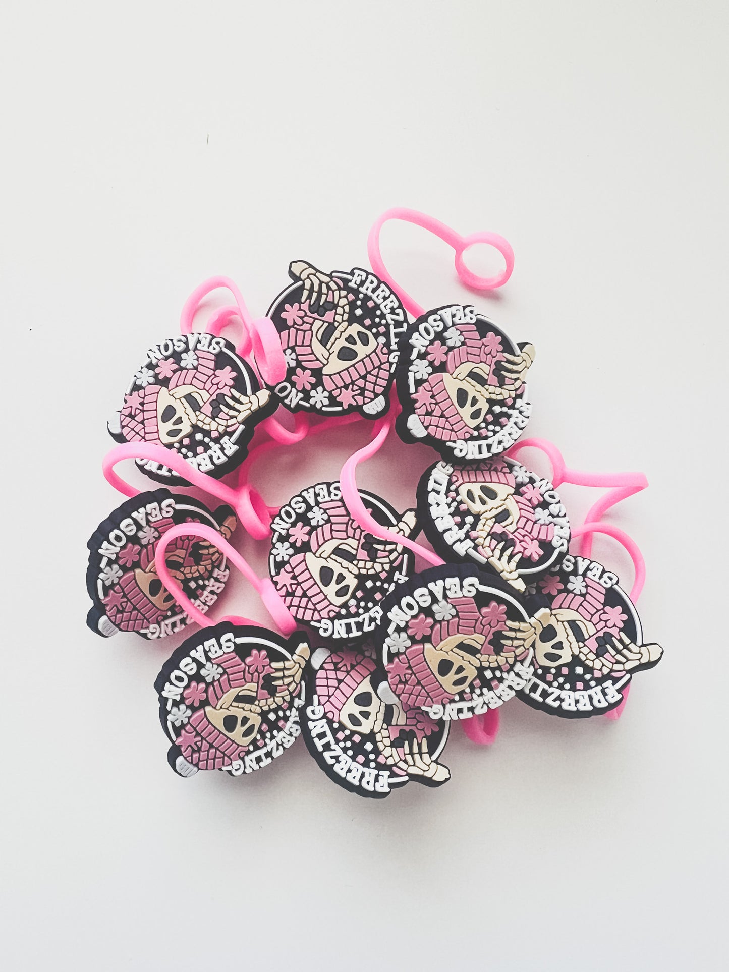 Freezing season | Straw topper