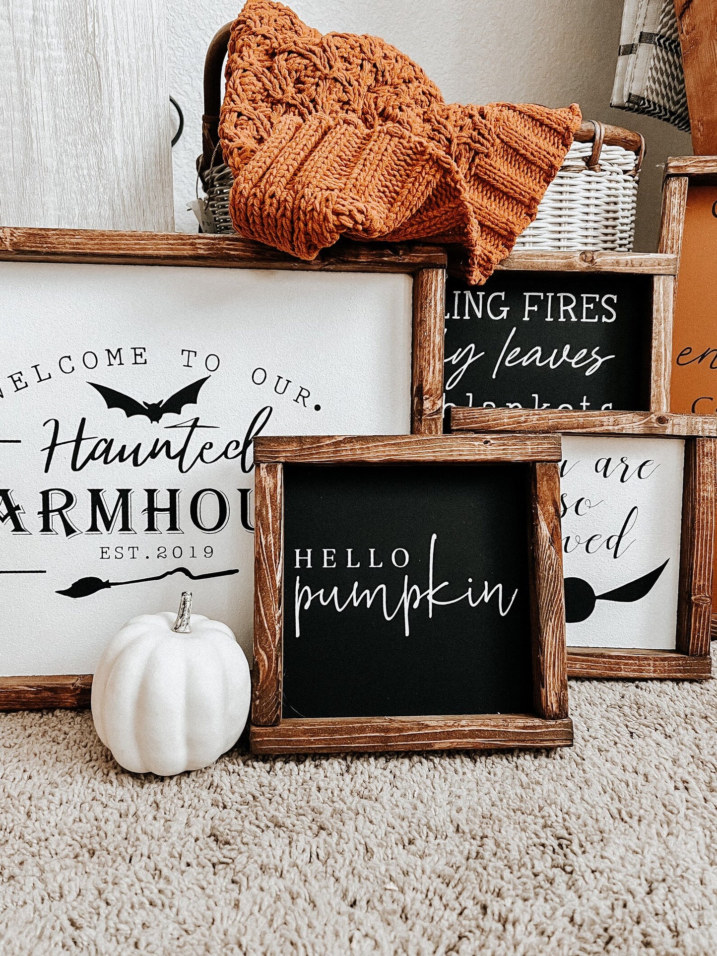 Hello pumpkin wood sign