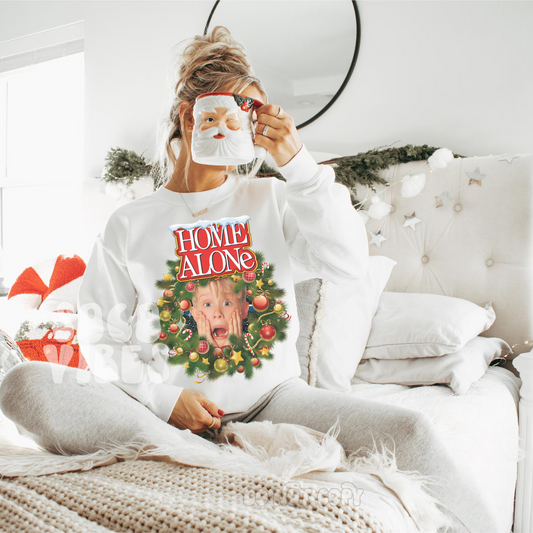 Retro Christmas movie | sweatshirt